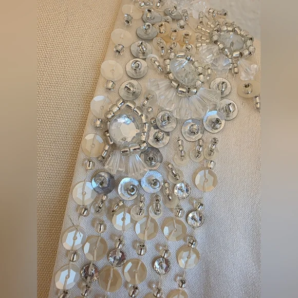 Jenny Packham Wedding Dress - Picture 9 of 16